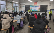 交警宣传进校园，交通安全记心间